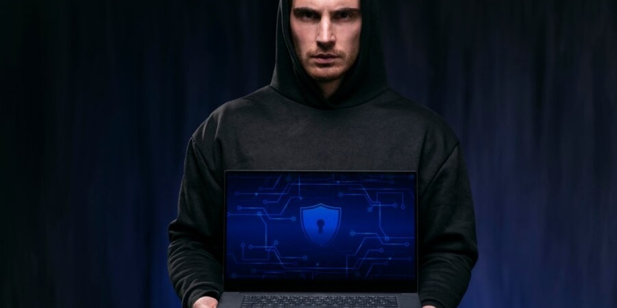 Dive into the Digital World Safely: Cyber Security Course in Australia