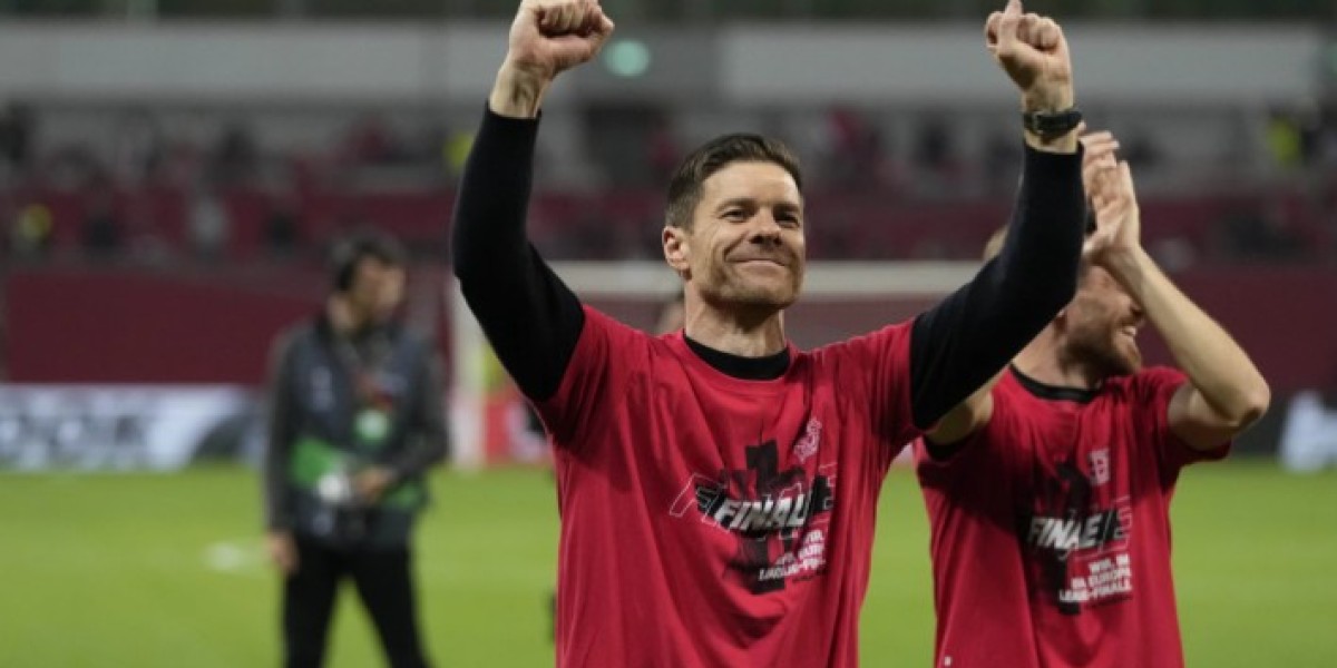 Leverkusen komt laat bij in gelijkspel met Roma om ongeslagen record te behouden en Europa League-finale te bereiken